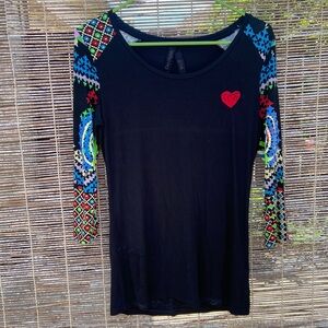Desigual women’s shirt.  Size M.  Black with stylish artsy detail!